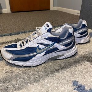 Nike air initiator